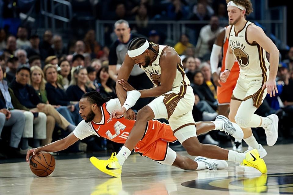 复出后首战效果一般,快船后场新援能否及时调整自己的状态呢?